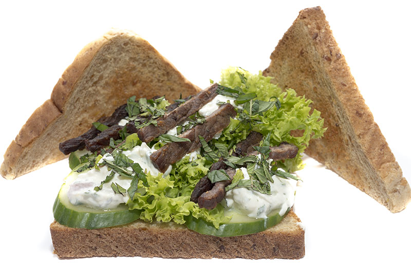 Hamburger auf Toast - hier Burger Lamm