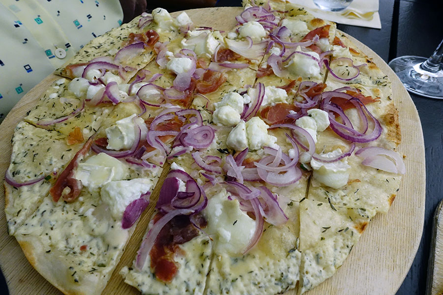 Flammkuchen: "Klassisch" 