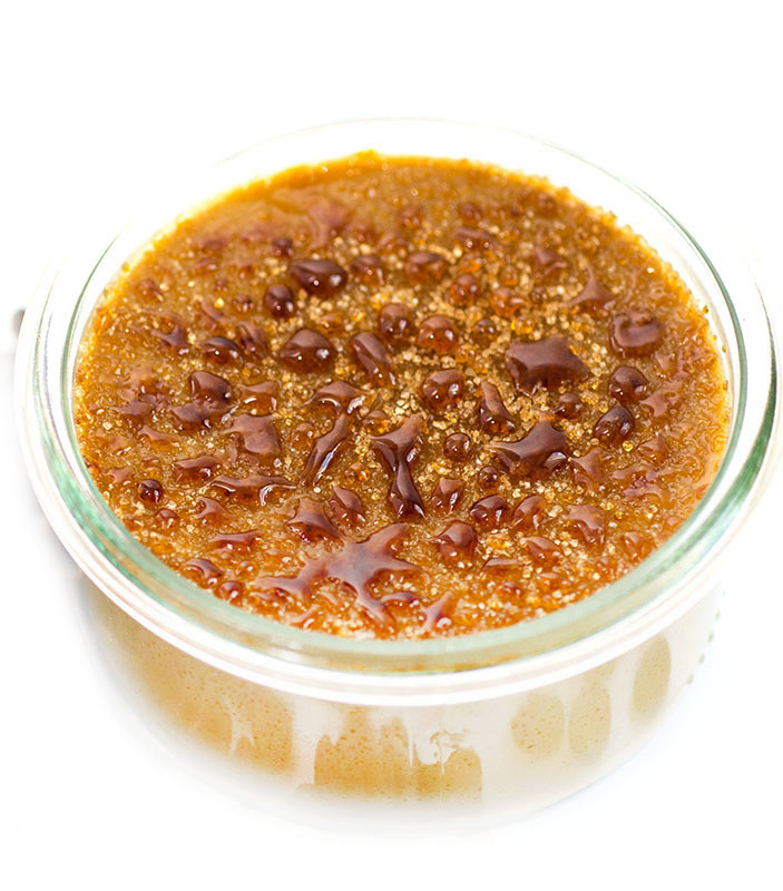 Dessert Klassiker Cremebrulee im Glas